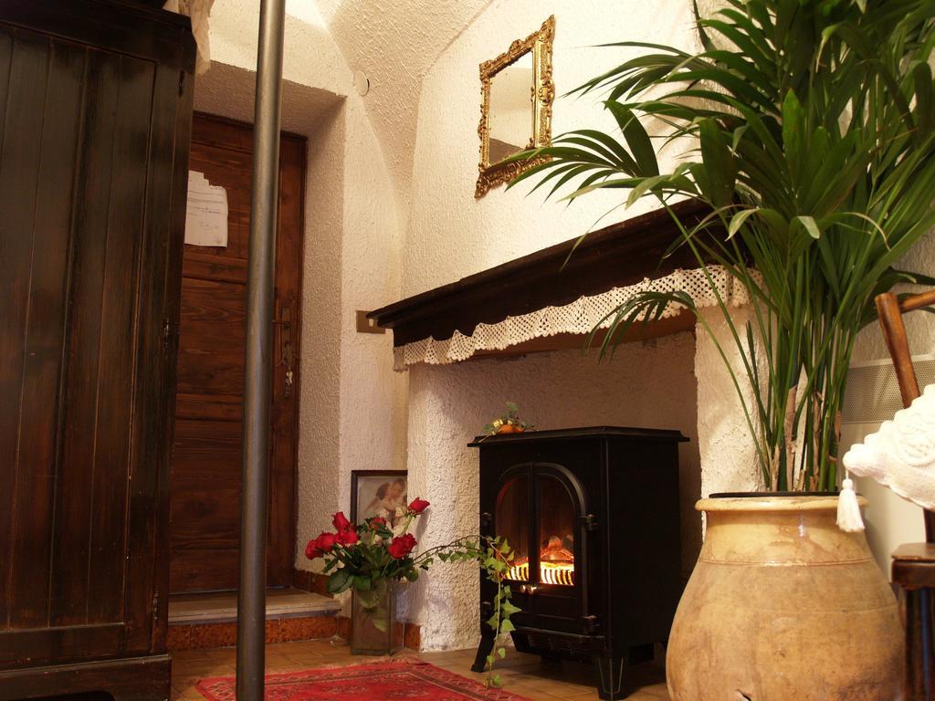 Le Petit Chateau Bed & Breakfast Dolceacqua Rom bilde