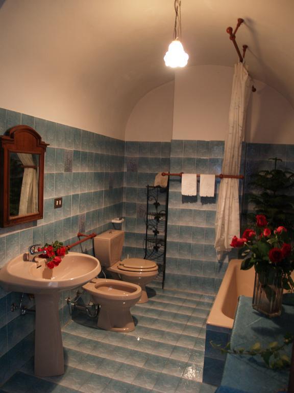 Le Petit Chateau Bed & Breakfast Dolceacqua Rom bilde